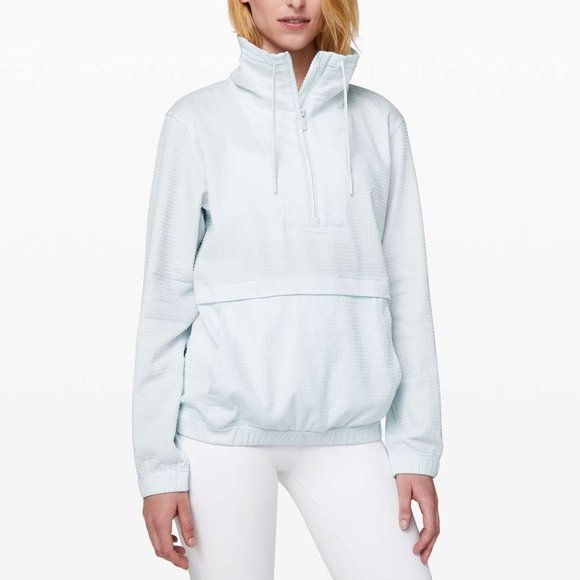 Lululemon Pack Light Pullover in Almost Blue (6) - Picture 1 of 6